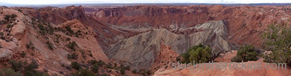 Upheaval dome crater