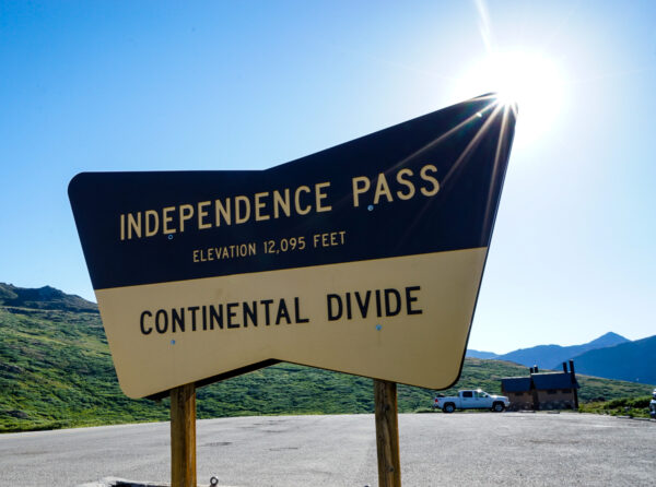 The parking area atop Independence Pass.