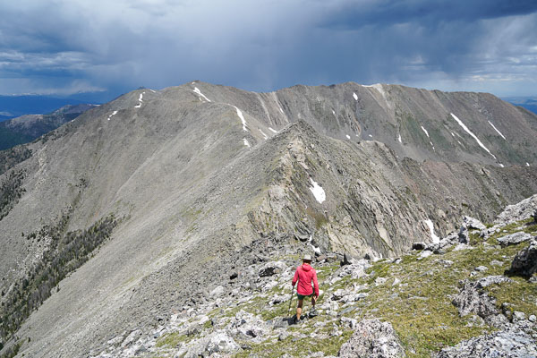 Descending back down to the saddle.